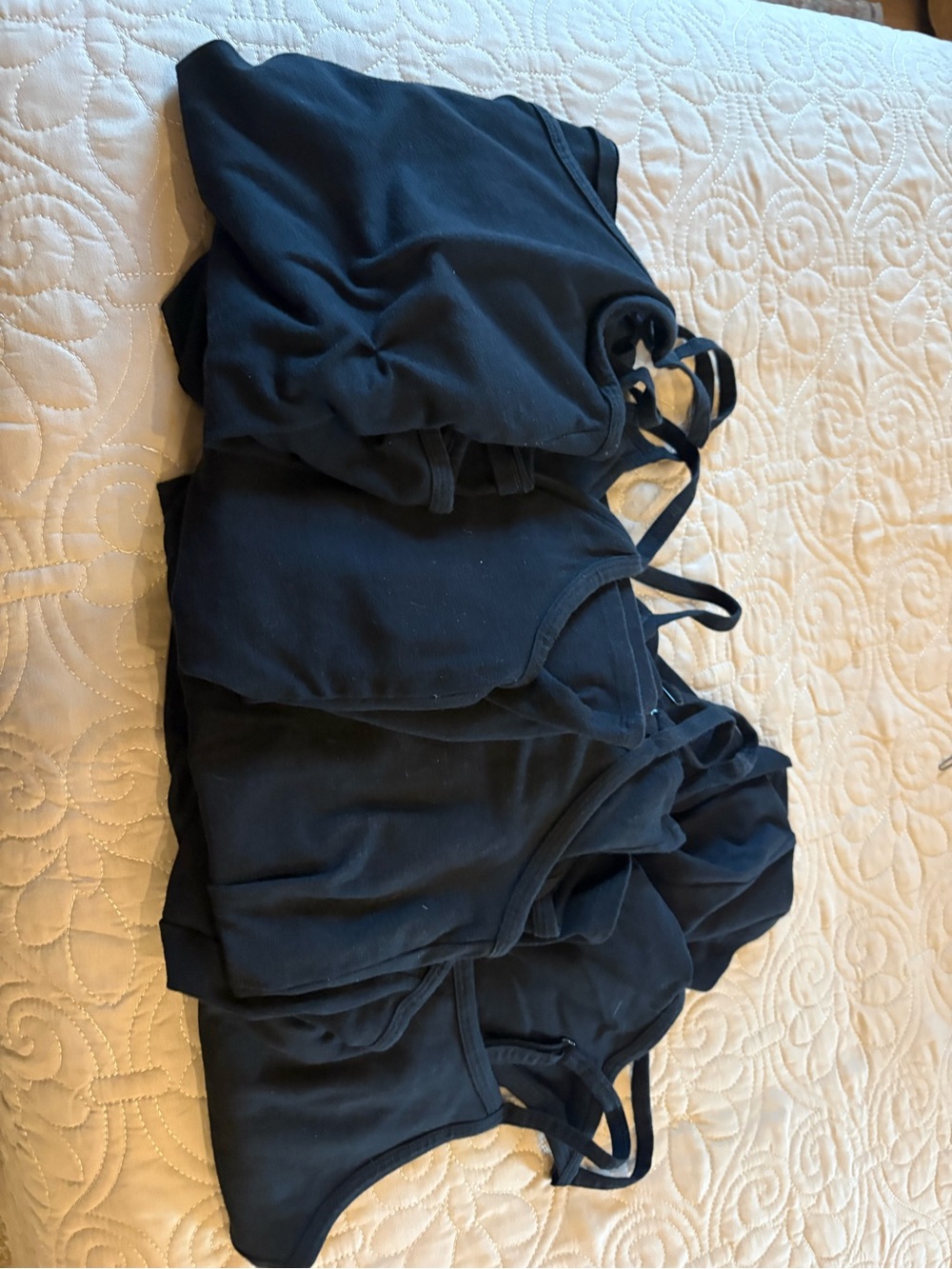 Jockey shelf bra camis set of 6 medium.